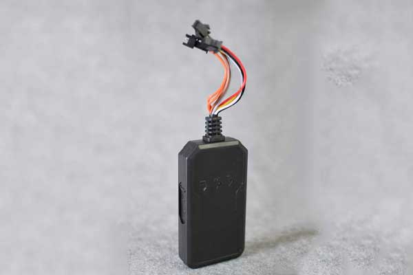 جی پی اس خودرو و ردیاب موتور سیکلت چیست؟